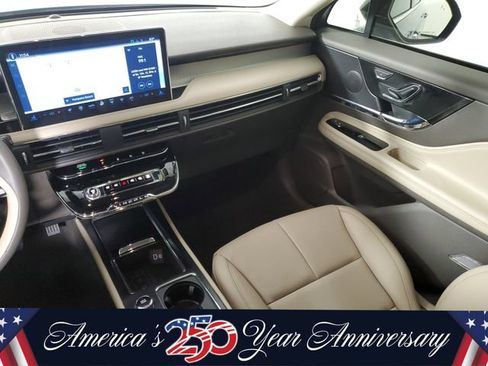 Used 2024 Lincoln Corsair FWD w/ Equipment Group 101A image 18