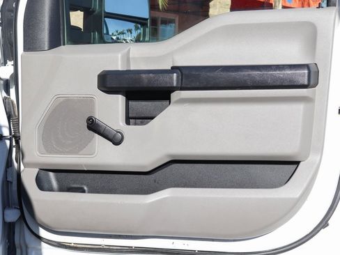 Used 2019 Ford F250 XL image 25