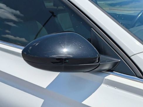 Used 2021 Volkswagen Jetta R-Line FWD image 9