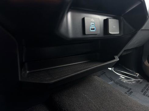 Certified 2026 Ford F250 XLT image 32