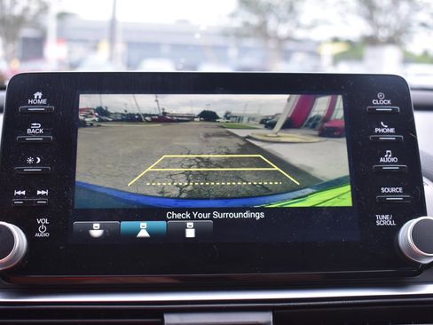 Used 2019 Honda Accord Sport image 36