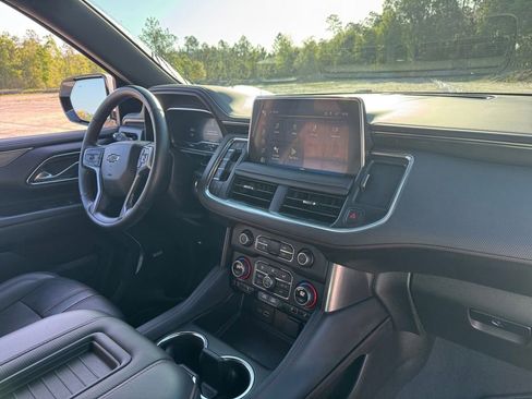 Used 2024 Chevrolet Tahoe RST w/ Luxury Package image 17