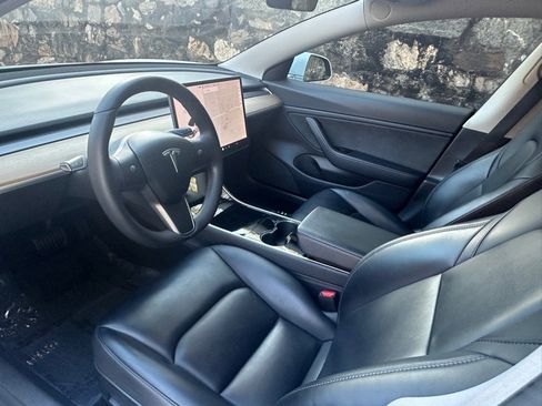 Used 2020 Tesla Model 3 Long Range image 24