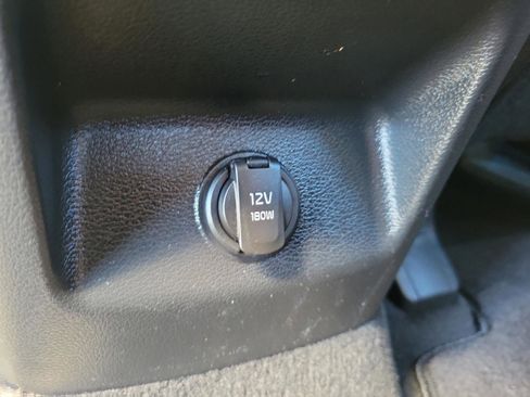 Used 2023 Kia Telluride S image 23