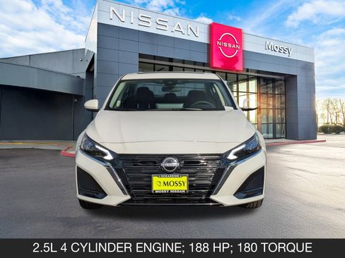 New 2025 Nissan Altima 2.5 SV w/ SV Premium Package image 2