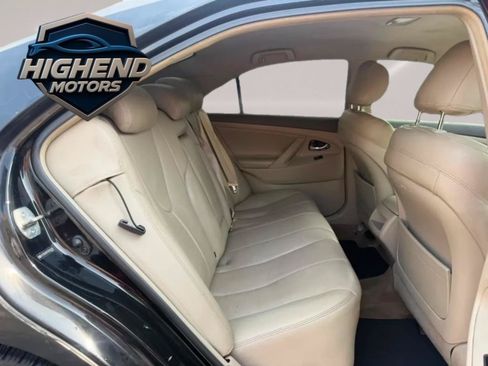 Used 2009 Toyota Camry LE FWD image 18