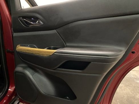 Used 2017 GMC Acadia Denali w/ Technology Package image 82