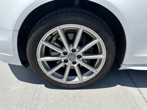 Used 2016 Audi A4 2.0T Premium w/ Convenience Plus Package FWD image 2