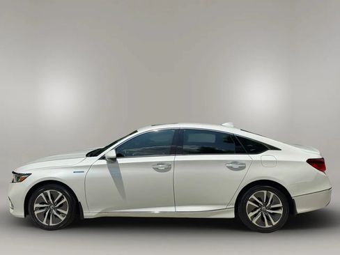 Used 2019 Honda Accord Touring image 5