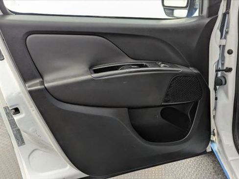 Used 2017 RAM ProMaster City Tradesman SLT w/ Rear Back-up Camera Group FWD image 13