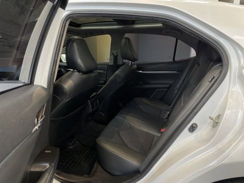Used 2021 Toyota Camry XSE w/ Navigation Package FWD image 16