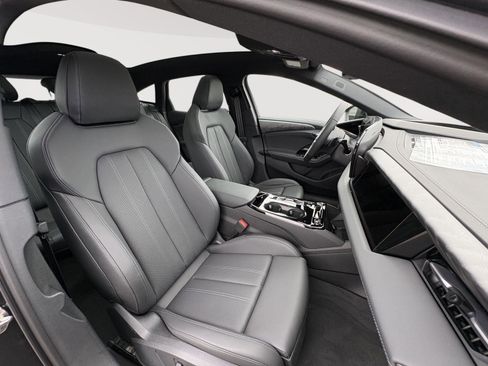 New 2027 Audi A6 e-tron Premium Plus image 25