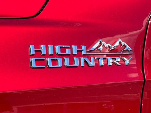 New 2026 Chevrolet Tahoe High Country w/ Sun And Tow Package AWD/4WD image 2