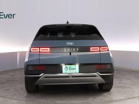 Used 2024 Hyundai Ioniq 5 SEL RWD image 15