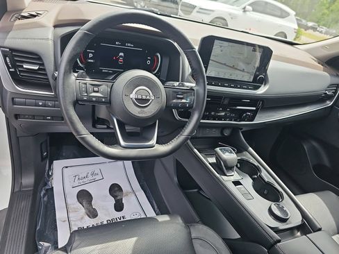 Used 2023 Nissan Rogue Platinum w/ Platinum Premium Package AWD/4WD image 18