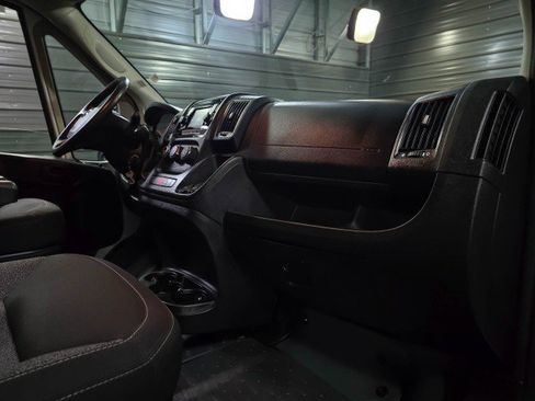 Used 2019 RAM ProMaster 3500 w/ Premium Appearance Group image 15