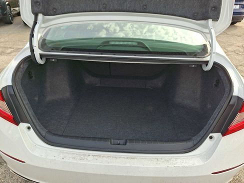 Used 2022 Honda Accord Sport image 29