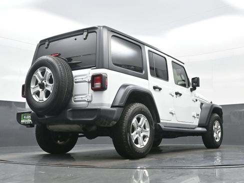 Used 2019 Jeep Wrangler Unlimited Sport S AWD/4WD image 31