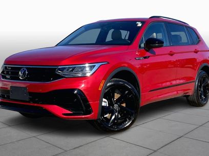 Used 2024 Volkswagen Tiguan SE R-Line