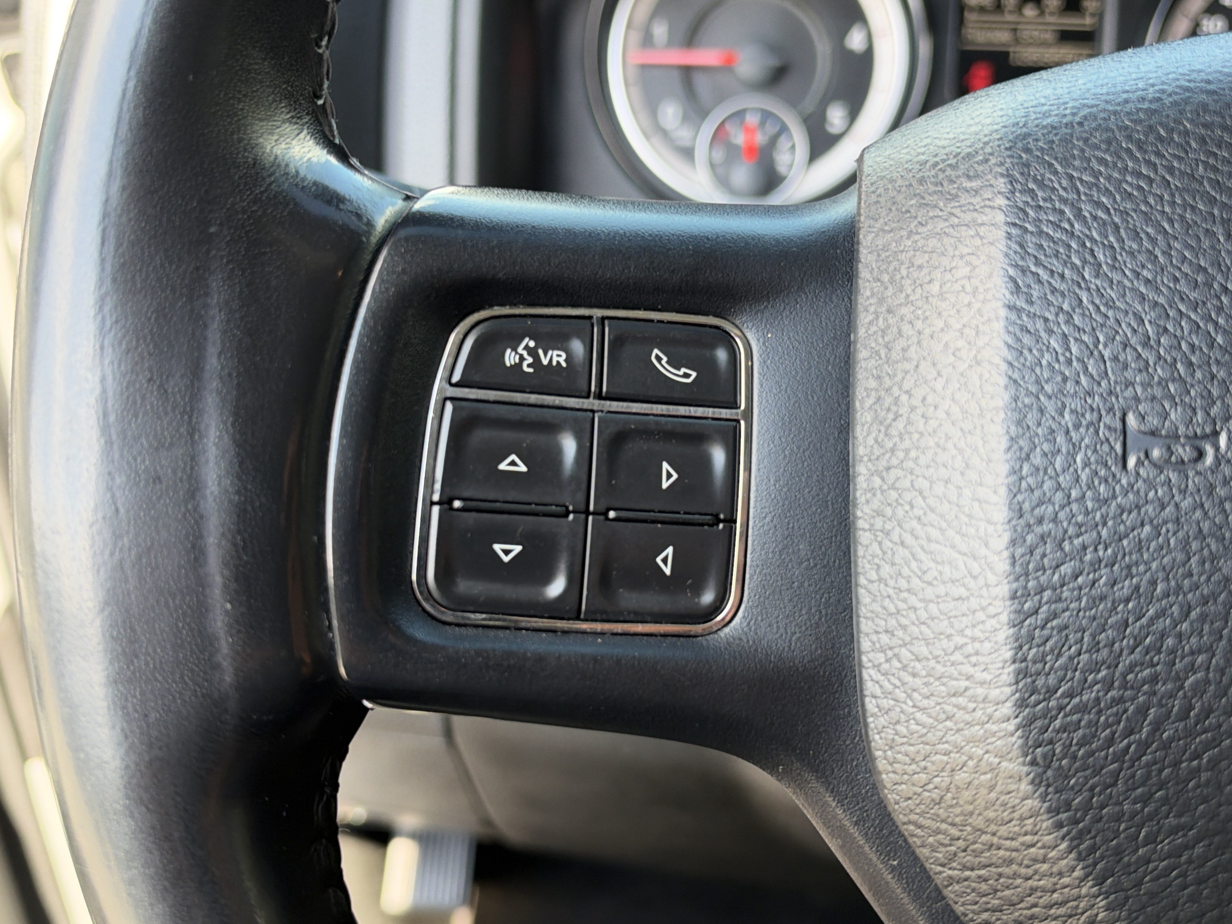 Used 2018 RAM 2500 Big Horn AWD/4WD image 29
