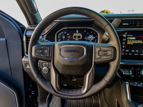 Used 2026 GMC Sierra 3500 Denali Ultimate image 19