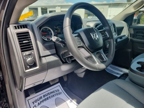 Used 2017 RAM 3500 Tradesman w/ Chrome Appearance Group image 26