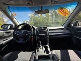 Used 2016 Toyota Camry SE image 4