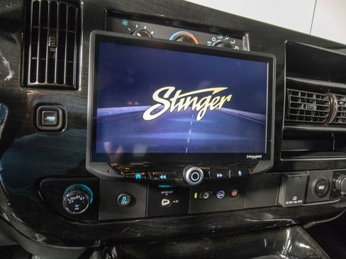 Used 2023 Chevrolet Express 2500 RWD image 19
