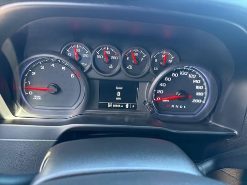Used 2020 Chevrolet Silverado 1500 Custom Trail Boss w/ Custom Convenience Package AWD/4WD image 9
