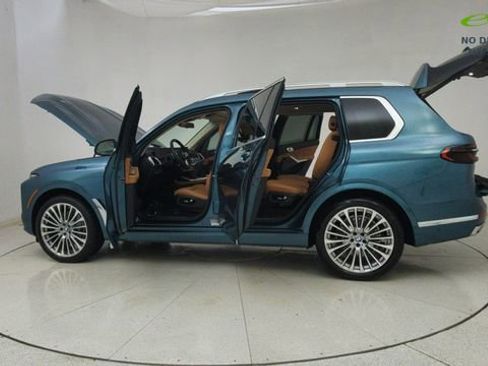 Used 2024 BMW X7 xDrive40i AWD/4WD image 78