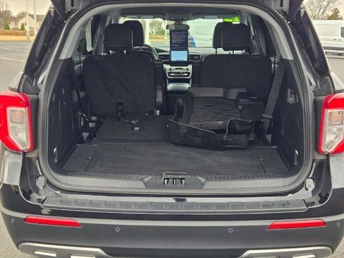 Certified 2023 Ford Explorer XLT w/ Equipment Group 202A AWD/4WD image 13