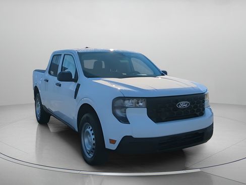 New 2026 Ford Maverick XL image 3