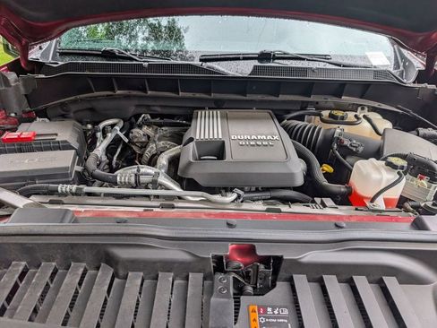 Used 2023 Chevrolet Silverado 1500 High Country w/ High Country Premium Package AWD/4WD image 13
