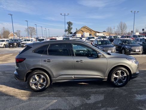 Used 2023 Ford Escape ST-Line Select w/ Tech Pack #2 image 5