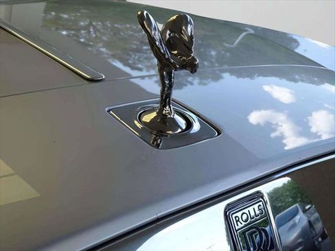 Certified 2014 Rolls-Royce Wraith RWD image 20