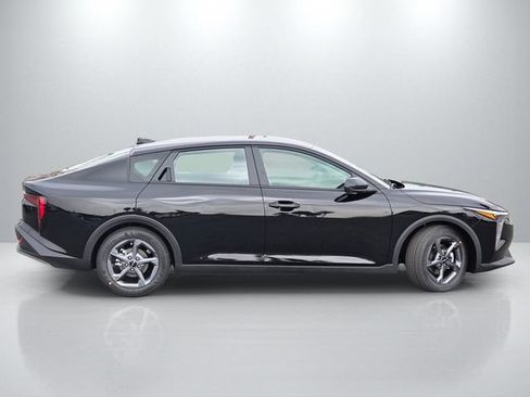 New 2026 Kia K4 FWD image 3