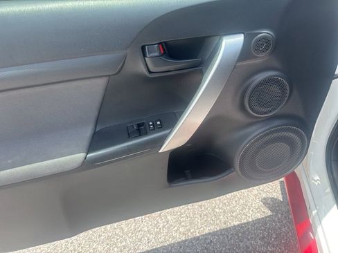 Used 2012 Scion tC FWD image 10
