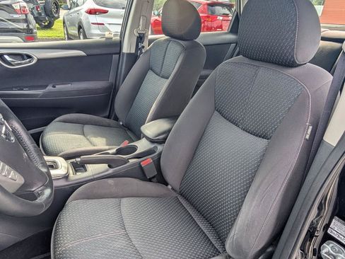 Used 2014 Nissan Sentra SR w/ SR Driver Package FWD image 16