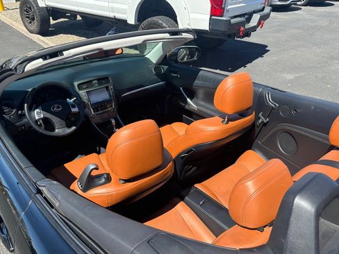 Used 2014 Lexus IS 250C w/ Luxury Package image 53