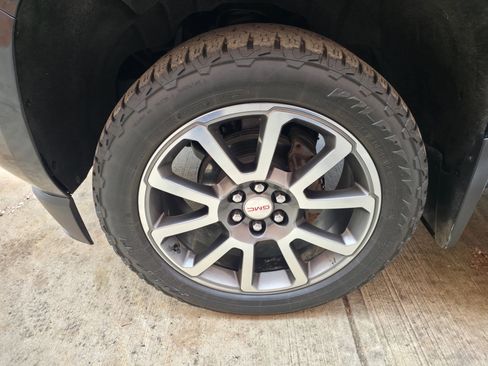 Used 2019 GMC Canyon Denali image 35