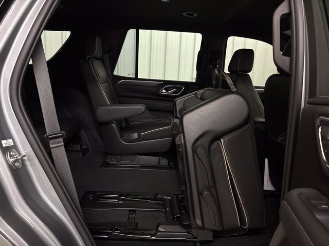 Used 2023 GMC Yukon SLT AWD/4WD image 23