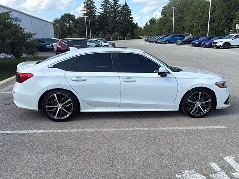 Used 2024 Honda Civic Touring image 20