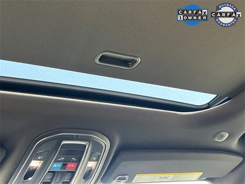 Certified 2025 Jeep Grand Cherokee Laredo X image 17