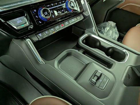 New 2026 GMC Sierra 3500 Denali Ultimate image 25