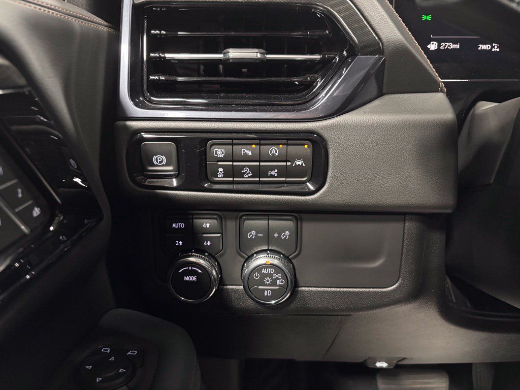 Used 2026 GMC Yukon XL AT4 w/ AT4 Premium Package AWD/4WD image 16