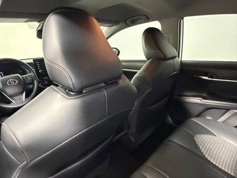 Used 2022 Toyota Camry SE image 35