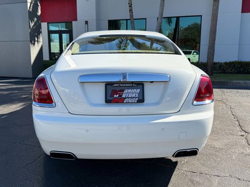 Used 2014 Rolls-Royce Wraith image 19