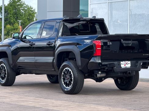 New 2025 Toyota Tacoma TRD Off-Road image 6