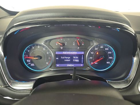 Used 2023 Chevrolet Traverse LT AWD/4WD image 6