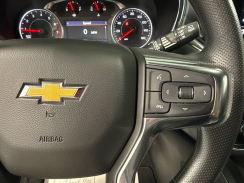 Used 2025 Chevrolet Blazer LT AWD/4WD image 35